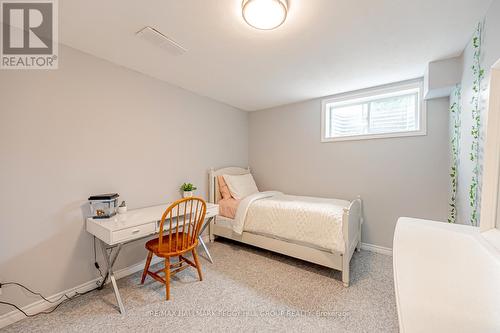 143 Monique Crescent, Barrie, ON - Indoor Photo Showing Bedroom