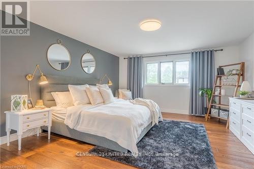 1006 Golfview Road, Peterborough (Monaghan), ON - Indoor Photo Showing Bedroom