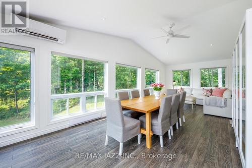 41 Fire Route 54C, Havelock-Belmont-Methuen, ON - Indoor Photo Showing Dining Room