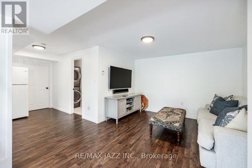 41 Fire Route 54C, Havelock-Belmont-Methuen, ON - Indoor Photo Showing Living Room