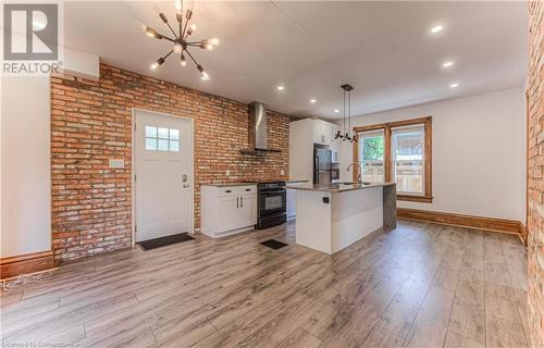 2 Hilda Place, Kitchener, ON - Indoor Photo Showing Kitchen With Upgraded Kitchen