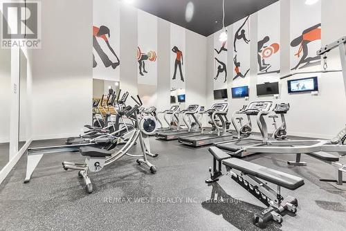 431 - 1030 King Street W, Toronto, ON - Indoor Photo Showing Gym Room