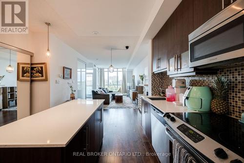 711 - 1171 Queen Street W, Toronto, ON - Indoor Photo Showing Kitchen