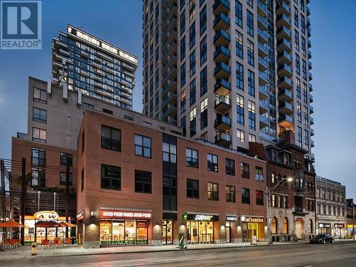 2606 - 167 Church Street, Toronto, ON - Outdoor With Facade