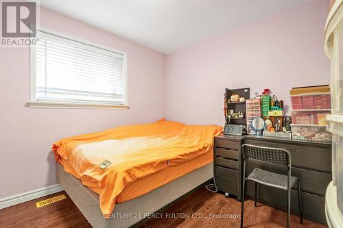 96 Scarden Avenue, Toronto, ON - Indoor Photo Showing Bedroom