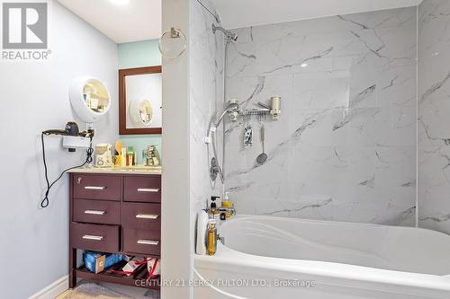 96 Scarden Avenue, Toronto, ON - Indoor Photo Showing Bathroom