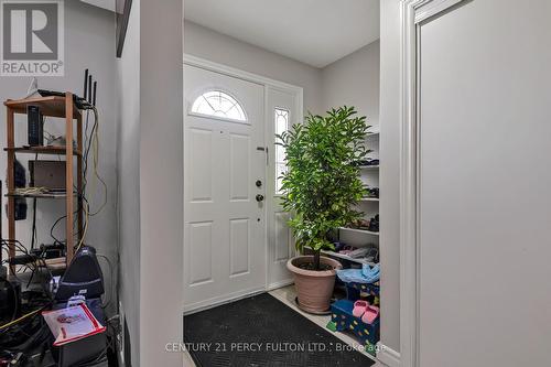 96 Scarden Avenue, Toronto, ON - Indoor Photo Showing Other Room