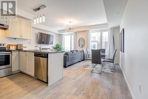 314 - 1711 Pure Springs Boulevard, Pickering, ON - Indoor Photo Showing Kitchen With Upgraded Kitchen