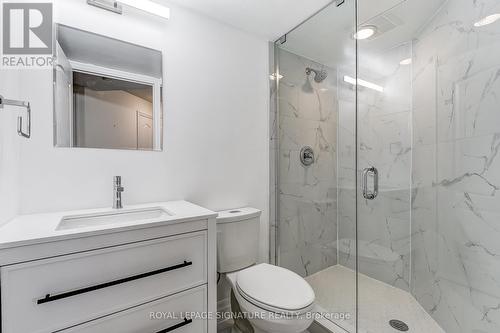 1211 - 2121 Lake Shore Boulevard W, Toronto, ON - Indoor Photo Showing Bathroom