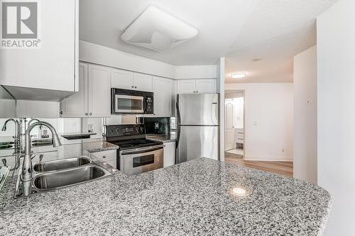 1211 - 2121 Lake Shore Boulevard W, Toronto, ON - Indoor Photo Showing Kitchen With Stainless Steel Kitchen With Double Sink With Upgraded Kitchen