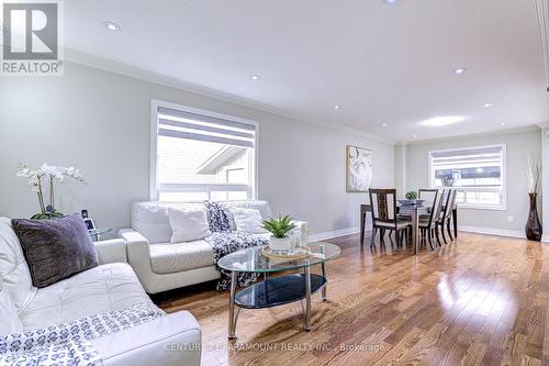 17 Sheringham Street S, Brampton, ON - Indoor Photo Showing Living Room