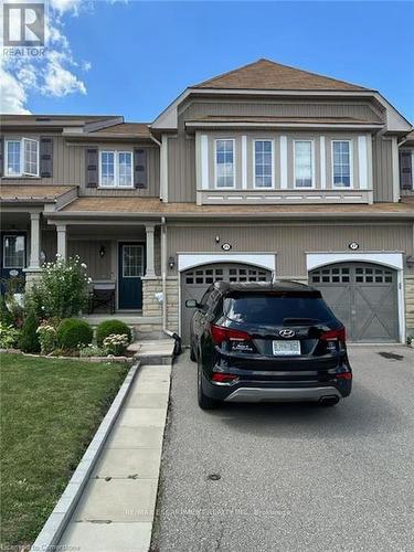 25 Newport Crescent, Hamilton, ON - Outdoor With Facade