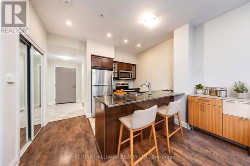 503 - 16 Concord Place N, Grimsby, ON - Indoor Photo Showing Kitchen