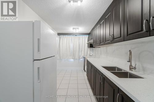 904 - 17 Knightsbridge Road, Brampton, ON - Indoor Photo Showing Kitchen With Double Sink