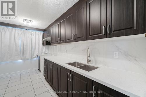 904 - 17 Knightsbridge Road, Brampton, ON - Indoor Photo Showing Kitchen With Double Sink