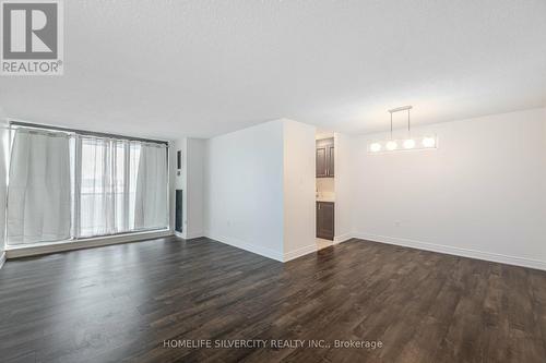 904 - 17 Knightsbridge Road, Brampton, ON - Indoor Photo Showing Other Room