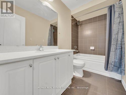 45 - 420 Linden Drive, Cambridge, ON - Indoor Photo Showing Bathroom