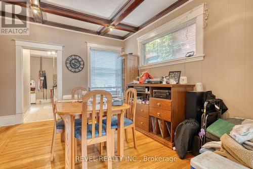 34 Sherman Avenue S, Hamilton, ON - Indoor Photo Showing Dining Room