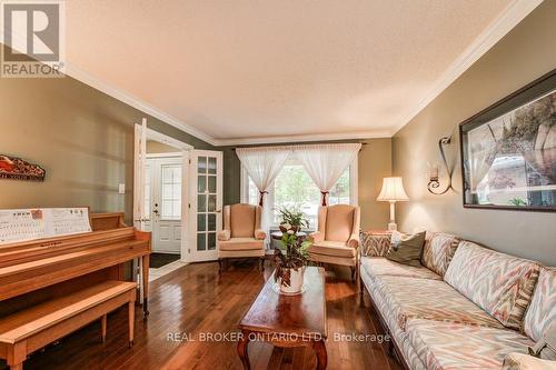 291 Cooper Street, Cambridge, ON - Indoor Photo Showing Living Room