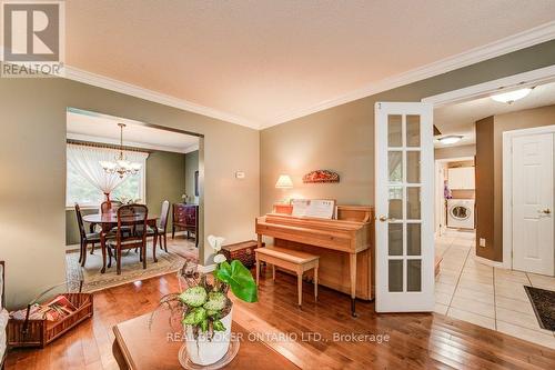 291 Cooper Street, Cambridge, ON - Indoor Photo Showing Living Room