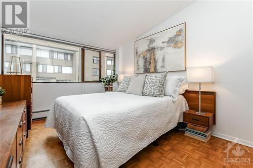 525 St Laurent Boulevard Unit#10, Ottawa, ON - Indoor Photo Showing Bedroom