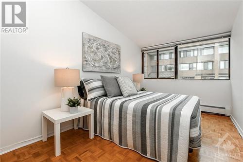 525 St Laurent Boulevard Unit#10, Ottawa, ON - Indoor Photo Showing Bedroom