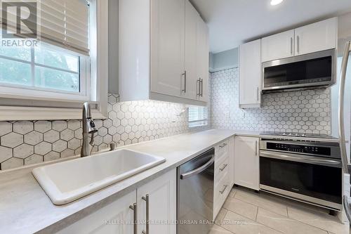 55 Fairside Avenue, Toronto, ON - Indoor Photo Showing Kitchen With Upgraded Kitchen