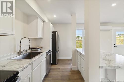 419 Neill Street, Fredericton, NB - Indoor Photo Showing Kitchen With Upgraded Kitchen