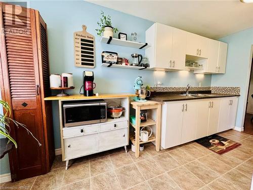 155 Marshall Park Drive, North Bay, ON - Indoor Photo Showing Kitchen With Double Sink