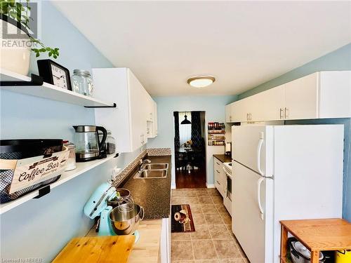 155 Marshall Park Drive, North Bay, ON - Indoor Photo Showing Kitchen With Double Sink