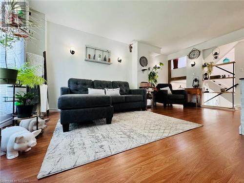 155 Marshall Park Drive, North Bay, ON - Indoor Photo Showing Living Room