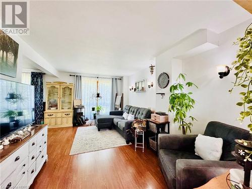 155 Marshall Park Drive, North Bay, ON - Indoor Photo Showing Living Room