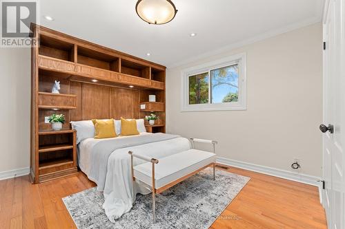 9 Sifton Court, Toronto, ON - Indoor Photo Showing Bedroom