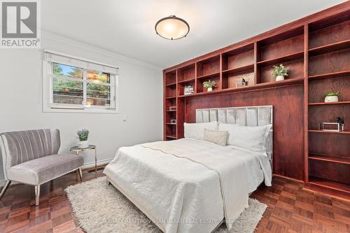 9 Sifton Court, Toronto, ON - Indoor Photo Showing Bedroom