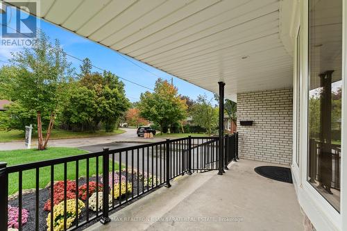 9 Sifton Court, Toronto, ON - Outdoor With Deck Patio Veranda With Exterior