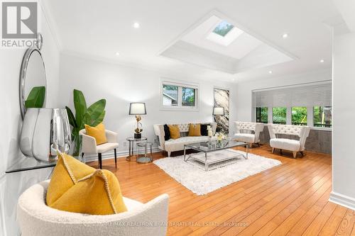 9 Sifton Court, Toronto, ON - Indoor Photo Showing Living Room