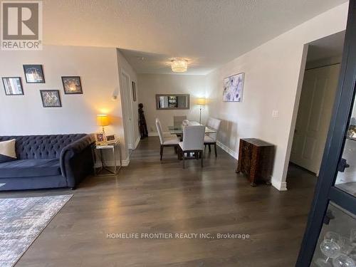 1816 - 5418 Yonge Street, Toronto, ON - Indoor Photo Showing Living Room