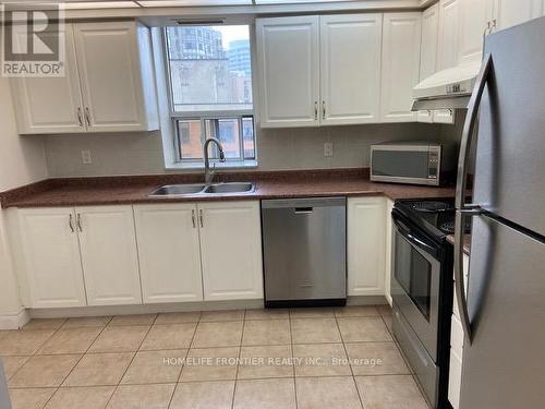 1816 - 5418 Yonge Street, Toronto, ON - Indoor Photo Showing Kitchen With Stainless Steel Kitchen With Double Sink