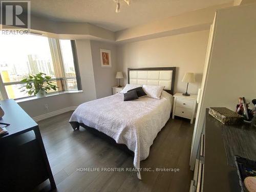 1816 - 5418 Yonge Street, Toronto, ON - Indoor Photo Showing Bedroom