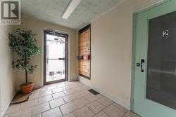 Vestibule - 