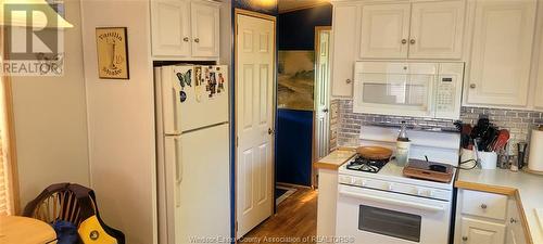 3 Allan Street Unit# B31, Dover Centre, ON - Indoor Photo Showing Kitchen