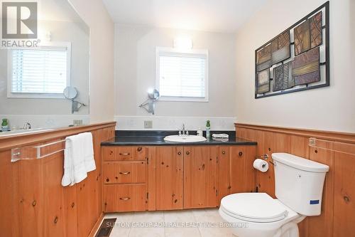 326 Indian Point Road, Kawartha Lakes, ON - Indoor Photo Showing Bathroom