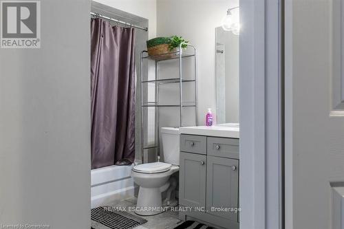 9 - 81 Valridge Drive, Hamilton, ON - Indoor Photo Showing Bathroom