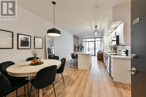 2314 - 103 The Queensway, Toronto, ON - Indoor Photo Showing Dining Room