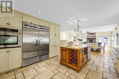 556389 Mulmur Melancthon Town Line, Mulmur, ON - Indoor Photo Showing Kitchen