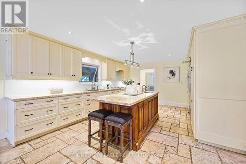 556389 Mulmur Melancthon Town Line, Mulmur, ON - Indoor Photo Showing Kitchen