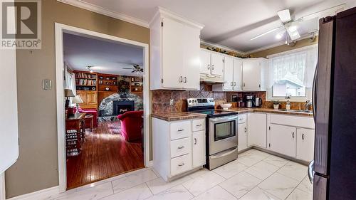 68 Spruce Hill Road, Conception Bay South, NL - Indoor Photo Showing Kitchen