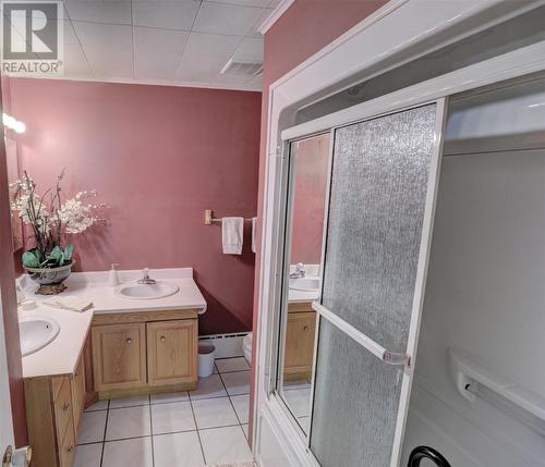 68 Spruce Hill Road, Conception Bay South, NL - Indoor Photo Showing Bathroom