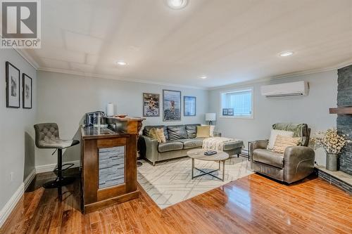 10 Brookfield Road, St. John'S, NL - Indoor Photo Showing Living Room