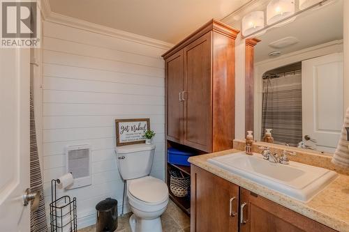 10 Brookfield Road, St. John'S, NL - Indoor Photo Showing Bathroom